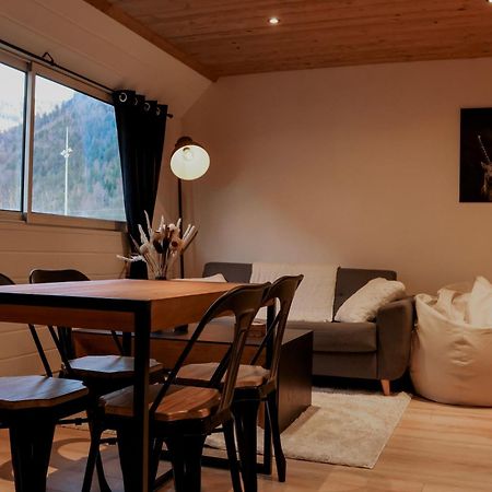 Appartamento Ambiance Montagne, A Deux Pas De La Gare Cluses Esterno foto